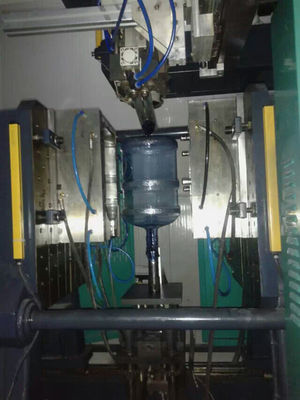 Plastikschlagmaschine AB Lb82-Pc für die Herstellung des Wassers füllt 5 Gallone 20l ab