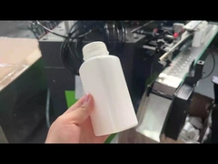 Einspritzungs-Blasformen-Maschine