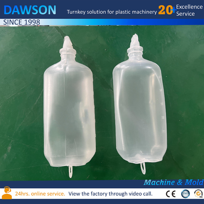 Verformung von Plastikflaschen mit Pe-Salzlösung Extrusions-Blasformmaschinen zum Aufhängen von 500 ml Flaschen Pp