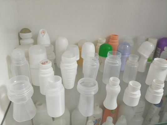 Spritzgießmaschine ABLB65I für HDPE/PP/PVC/PETG-Station mit Schaltanlage